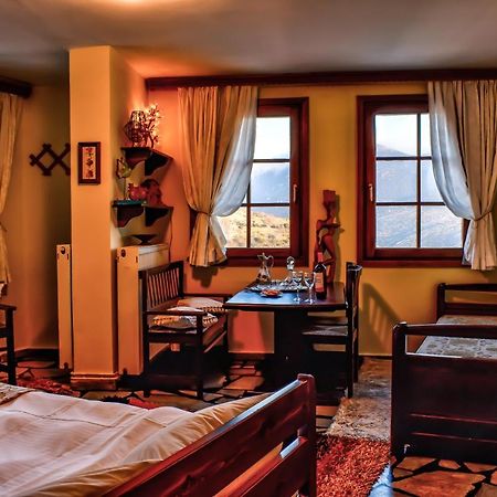 Dio Studios Arachova Esterno foto